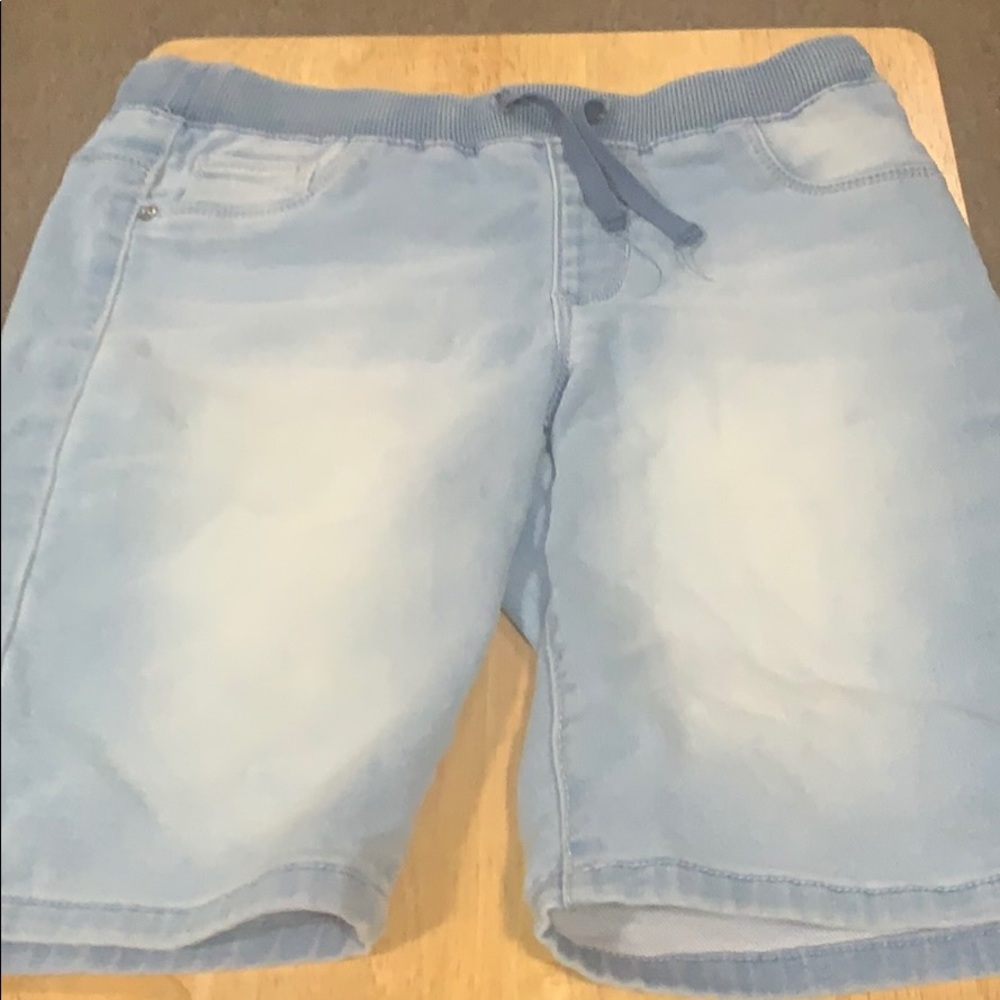 Light blue drawstring jean shorts